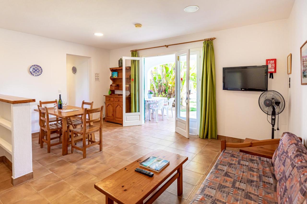Apartamentos Arenal Playa Пунта-Гросса Экстерьер фото