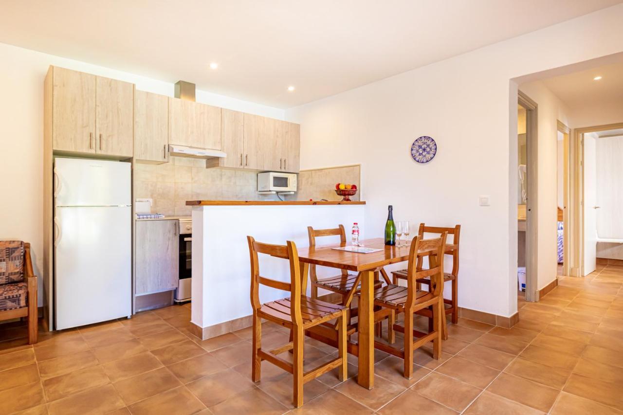 Apartamentos Arenal Playa Пунта-Гросса Экстерьер фото