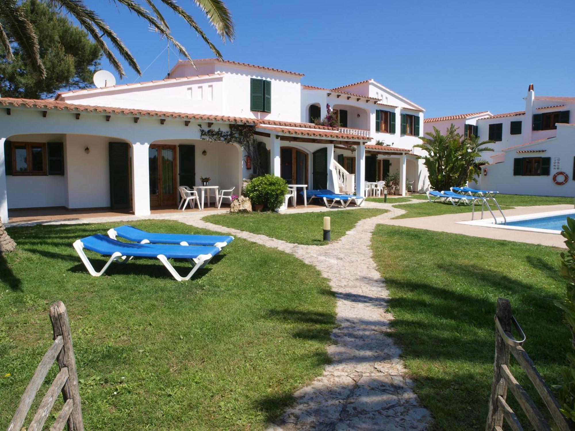 Apartamentos Arenal Playa Пунта-Гросса Экстерьер фото